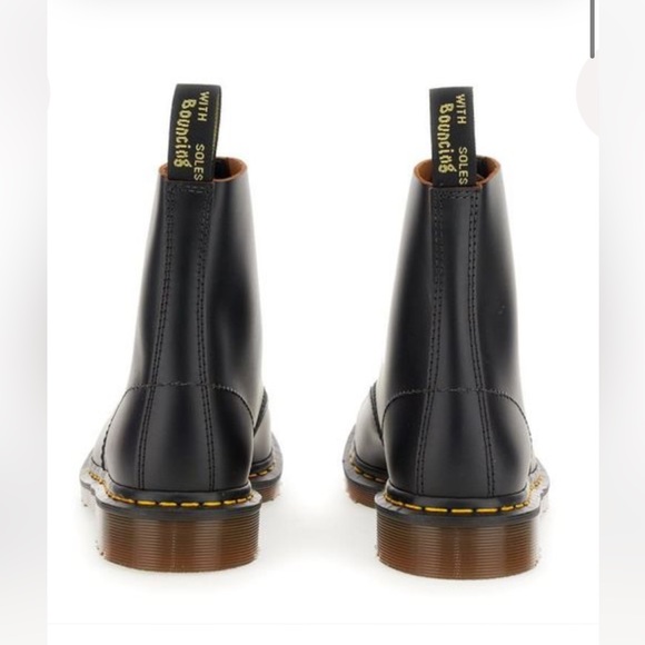 DR. MARTENS
DR. MARTENS BOOT 1460 VINTAGE UNISEX - Picture 4 of 13